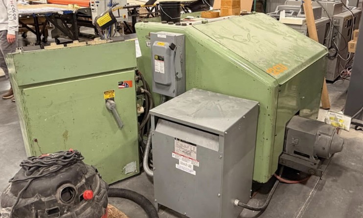 Standard Clamshell Die Cutter 32 x 44″ (Used) Item # UE-021826A