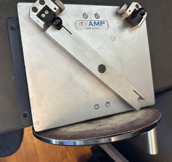 ITW Amp Mitre Disc Sander (Used) Item # UE-021926A