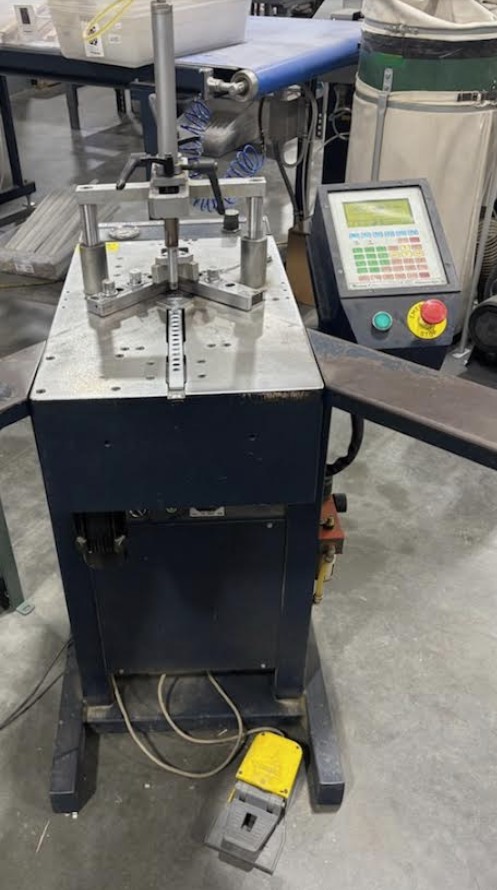 ITW AMP VN4MP Programmable Frame Joiner (Used) Item # UE-022026A