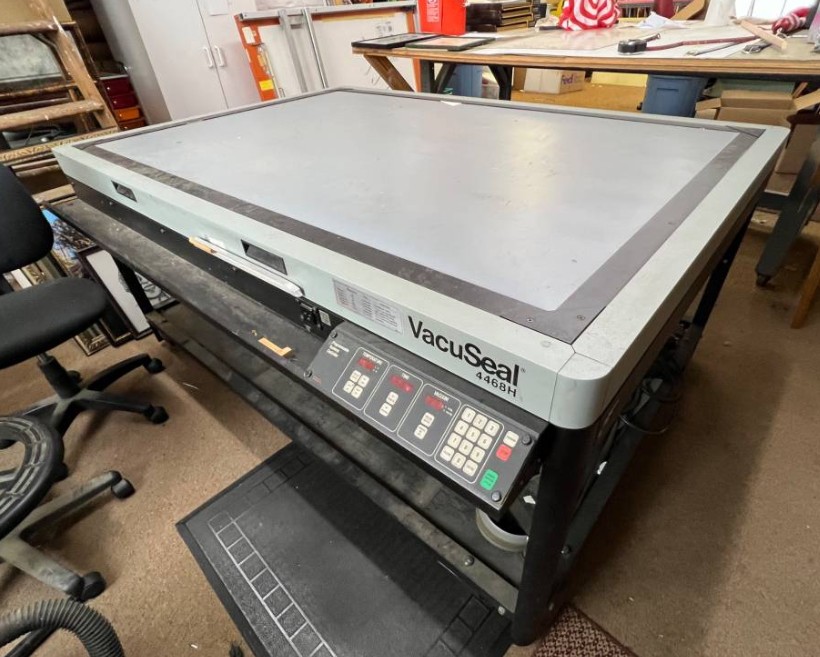 VacuSeal 4468H Vacuum Heat Press ( Bienfang / D&K Expression ) (Used) Item # UE-022626F
