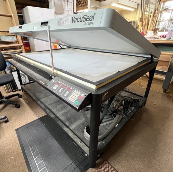 VacuSeal 4468H Vacuum Heat Press ( Bienfang / D&K Expression ) (Used) Item # UE-022626F