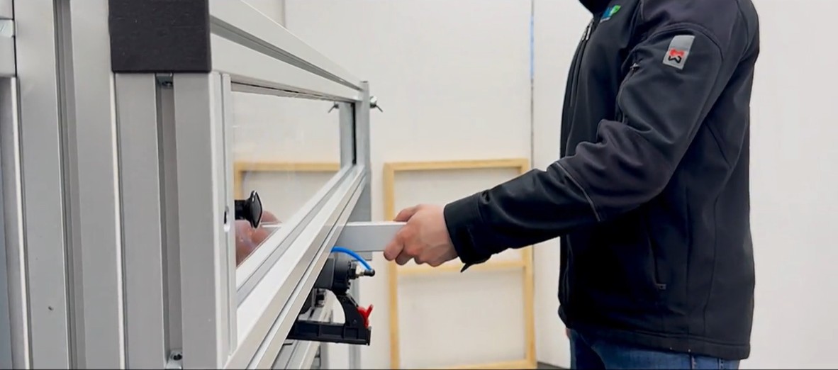 MHP / MH+P SB StretchBasic Canvas Stretching Machine (New) Item # MH-101040