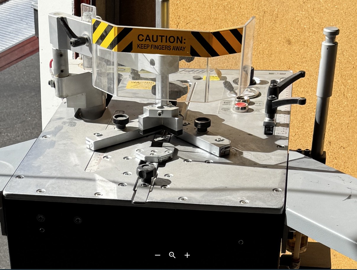 Fletcher AMP U-400 / U400 Underpinner (Used) Item # UE-031626B