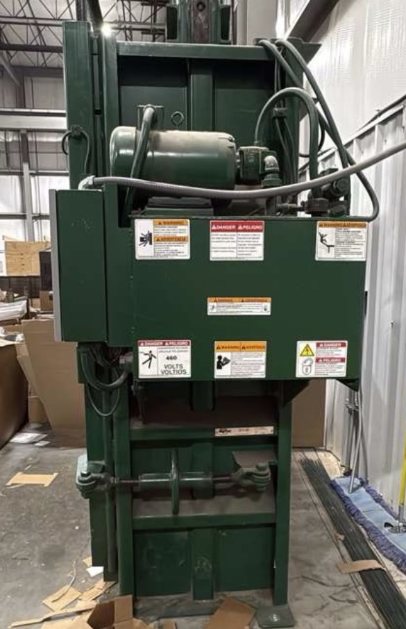 Marathon V-6030 HD Heavy-Duty Vertical Baler (Used) Item # UE-030826A