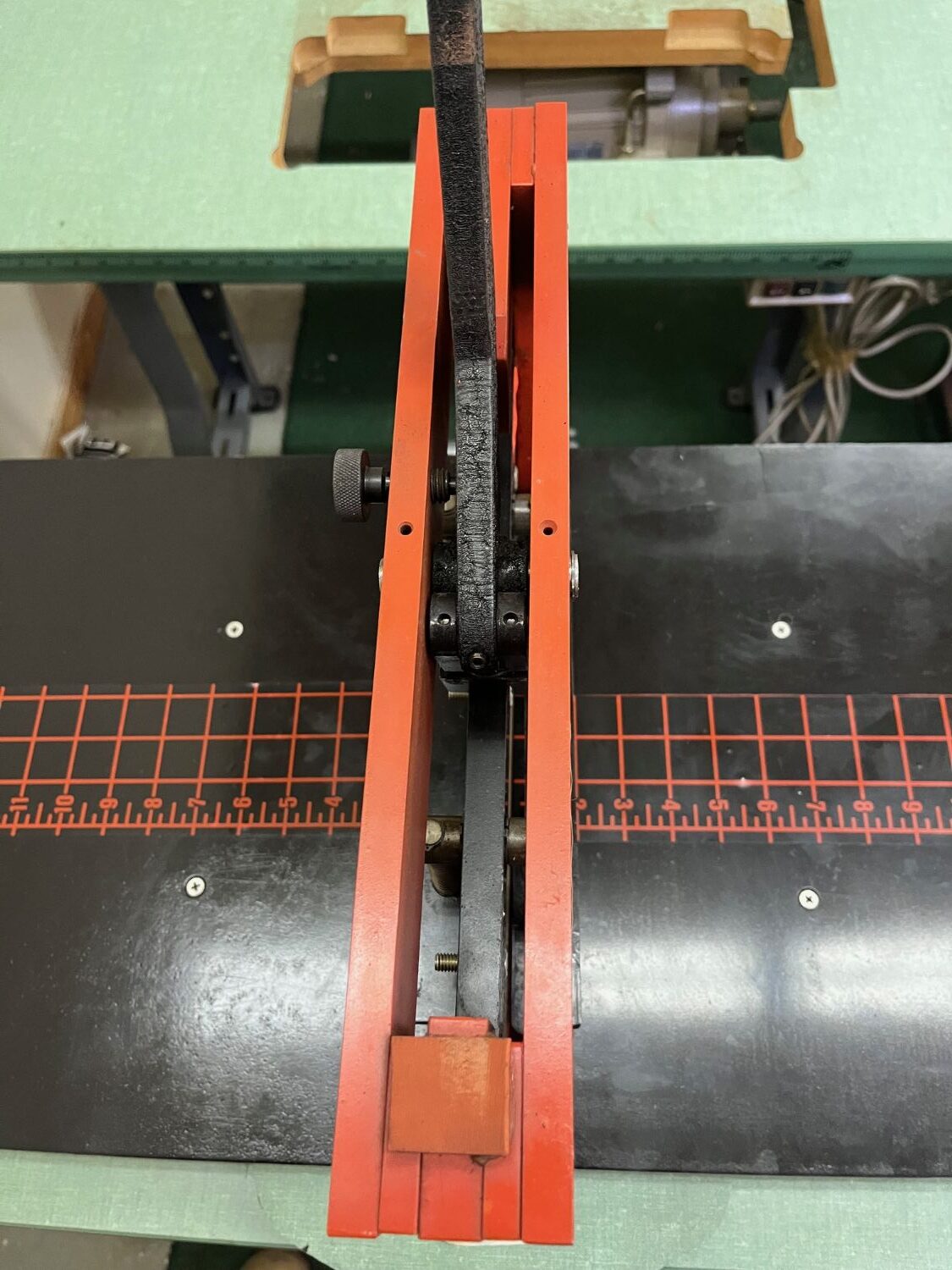 Chandler SM-12PH Manual / Portable Swatch Cutter (Used) Item # UE-031626C