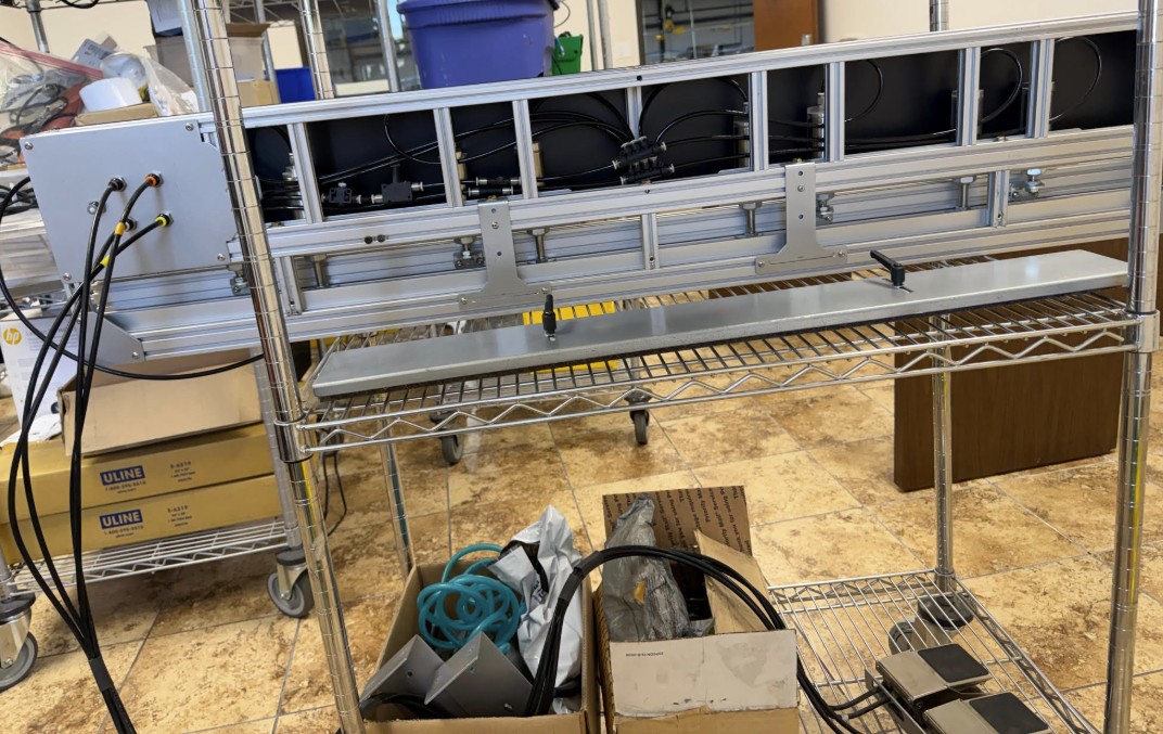 Gallery Stretcher GS-60 60″ Canvas Stretching Machine (Used) Item # UE-032526A