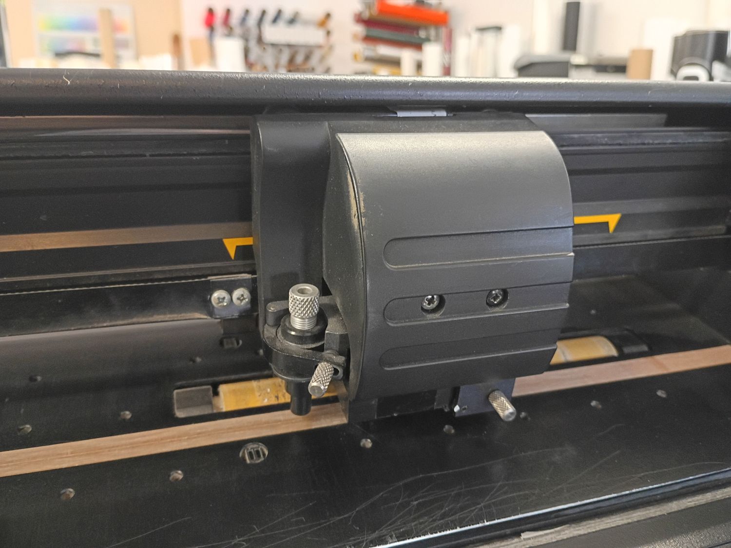 SummaSign Pro D750 30″ Vinyl Cutter (Used) Item # UE-042226A