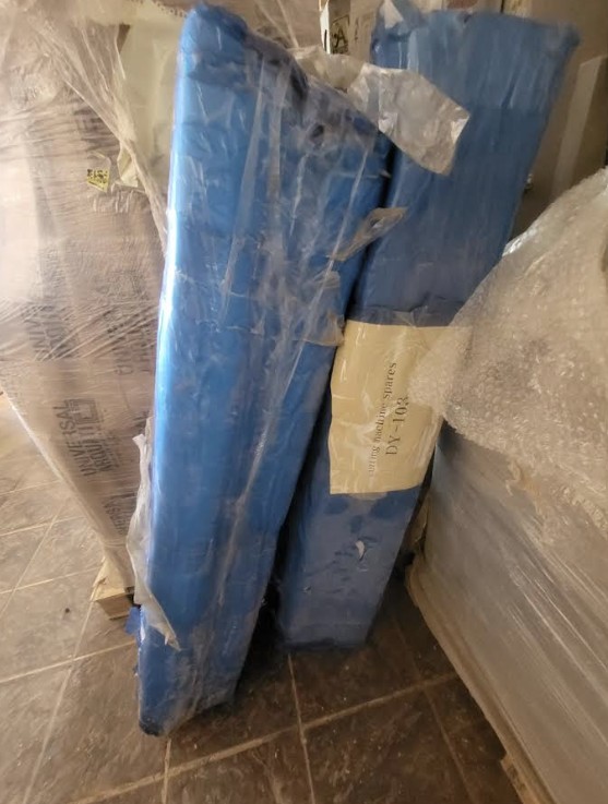 Universal DY103 ( DY-HW150 ) Double Miter Saw (Used) Item # UE-042326E