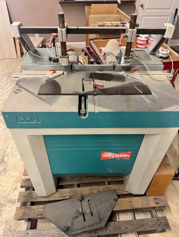 Hoffmann PP2 Pneumatic Dovetail Routing Machine (Used) Item # UE-043026A