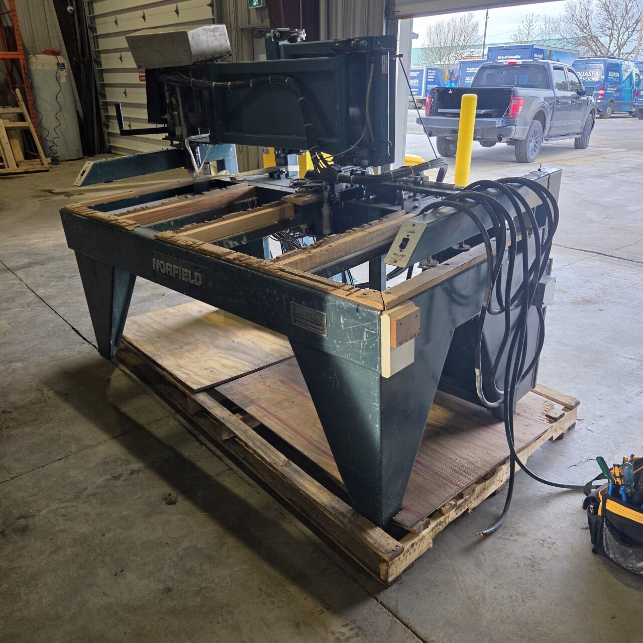 Norfield 3800LR Door Lite Machine (Used) Item # UE-043026D