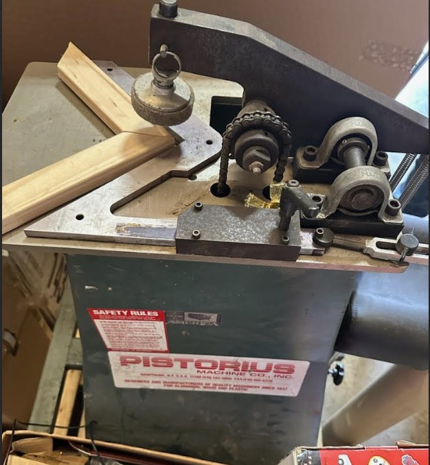 Pistorius VN-M Manual Joiner / Vnailer / Underpinner (Used) Item # UE-050526A