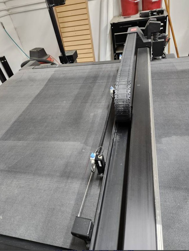 Summa F1612-2 Digital Flatbed Cutting Table (Used) Item # UE-050526E
