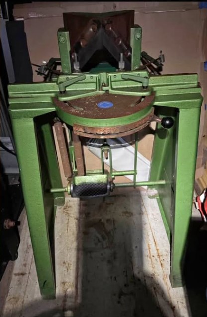 Jyden Manual Foot Chopper w/ Measuring Table (Used) Item # UE-050526G