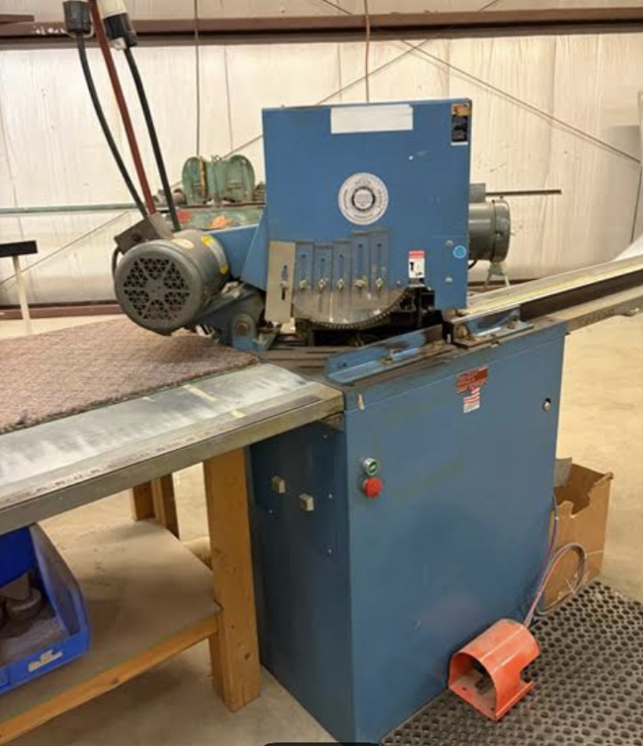 CTD D45 Double Miter Saw w/ Measuring Table (Used) Item # UE-050726B