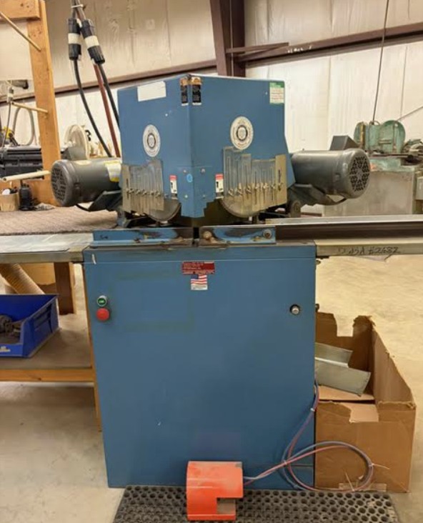 CTD D45 Double Miter Saw w/ Measuring Table (Used) Item # UE-050726B