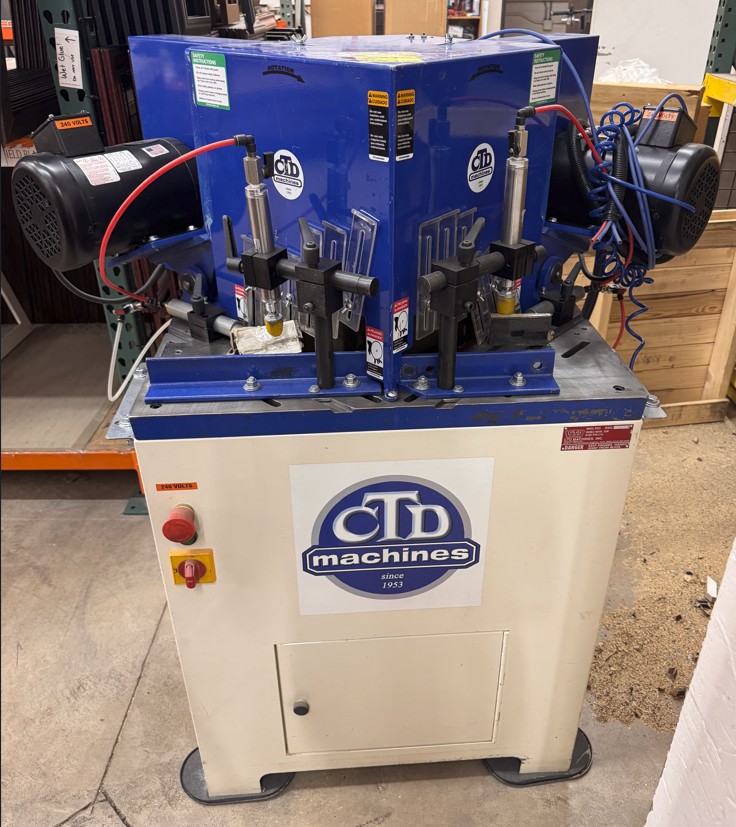 CTD D45AX Double Miter / Mitre Saw (Used) Item # UE-052026I