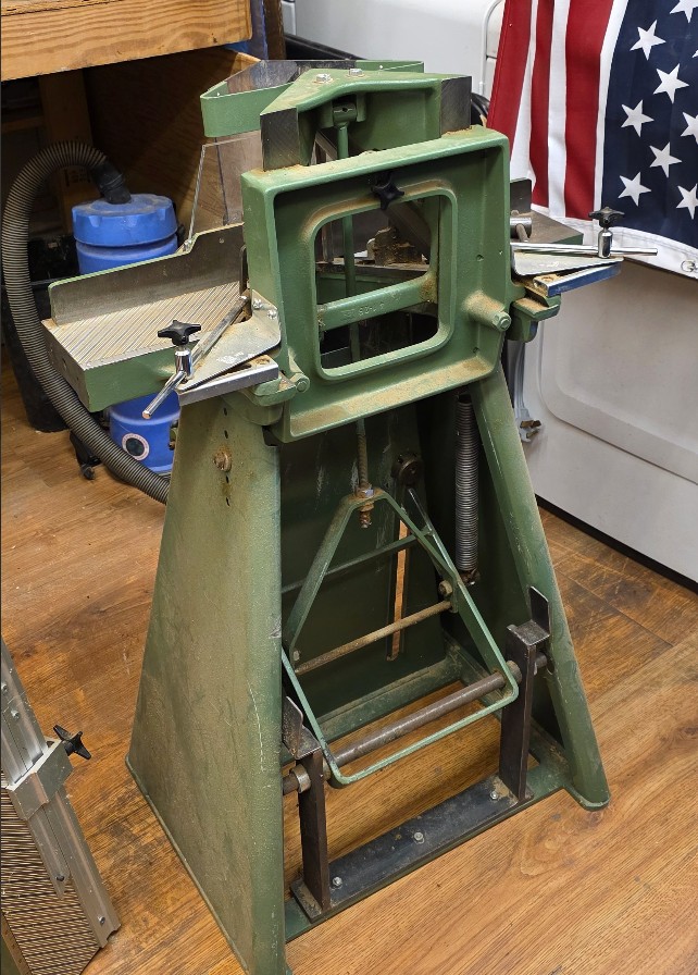 Morso Chopper w/ Deluxe Scale Measuring Table & Stop (Used) Item # UE-052326C