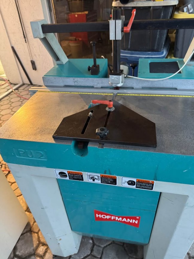 Hoffmann PU2 Pneumatic Dovetail Routing Machine (Used) Item # UE-052326H