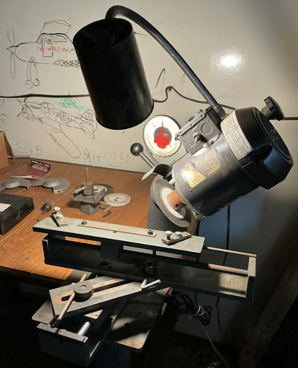 Thorvie AV-40 Sharpening Machine (Used) Item # UE-052826C