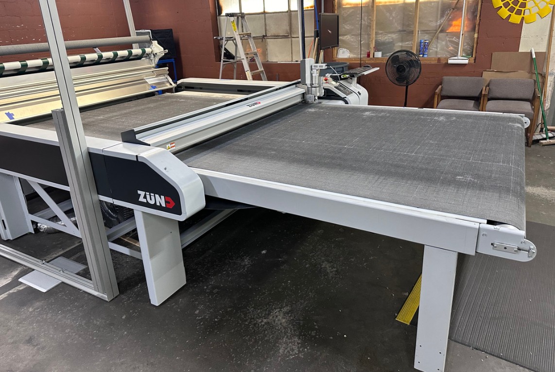 Zund S3 L-1600 CNC Digital Cutter w/ Overhead Camera System and Auto Roll Feeder (Used) Item # UE-050426A