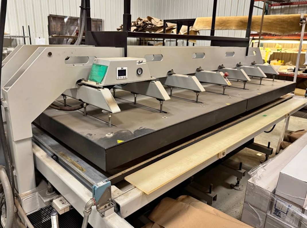 Geo Knight Triton 931 54 X 103″ Auto-Shuttle Twin Station Heat Press (Used) Item # UE-070226A
