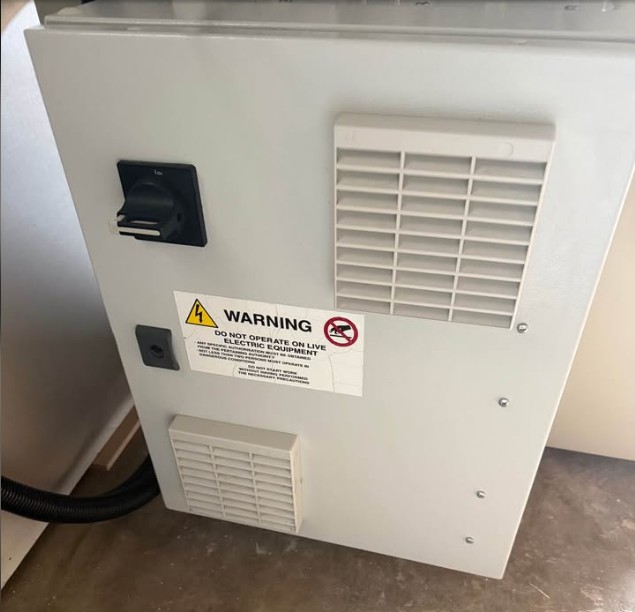 Valiani Mat Pro Ultra 150 CMC Computerized Mat Cutter (Used) Item # UE-071526G
