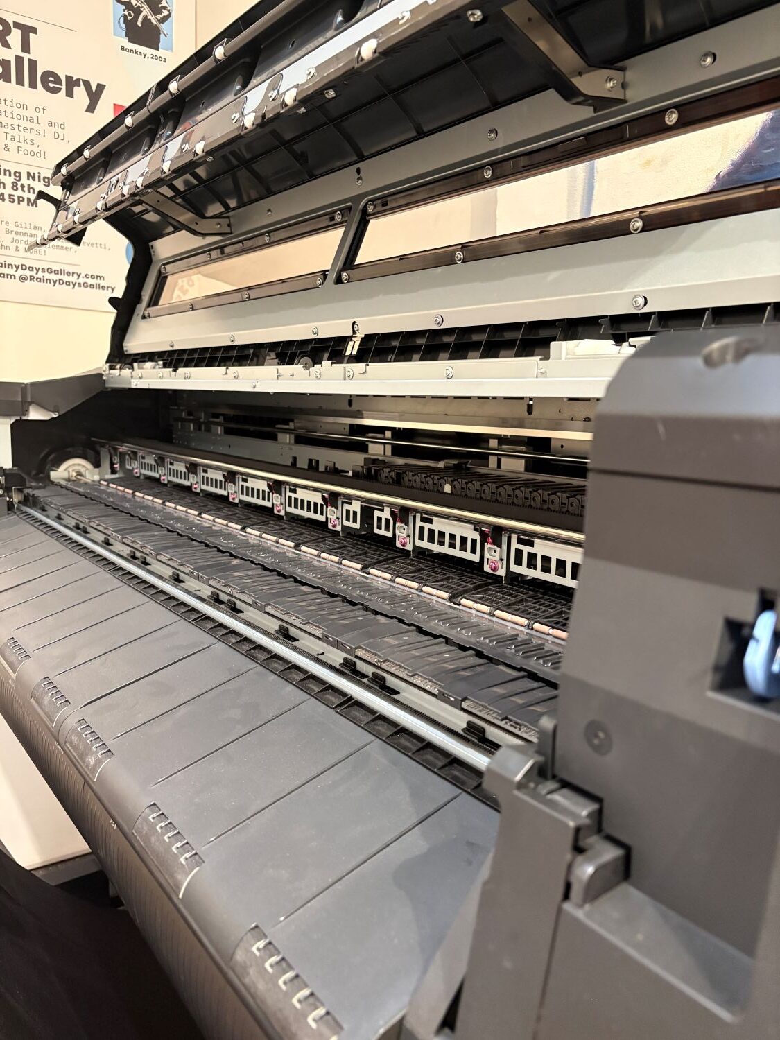 Canon imagePROGRAF PRO-4600 44″ Large Format Printer (Used) Item # UE-071626C