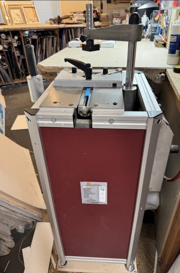 Cassese CS200 Underpinner / Joiner / Vnailer (Used) Item # UE-072426E