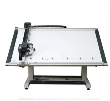 Valiani Nexus® Edge 150 CMC (60″ x 40″) 110 – Cutting Machine (Used) Item # UE-080626A