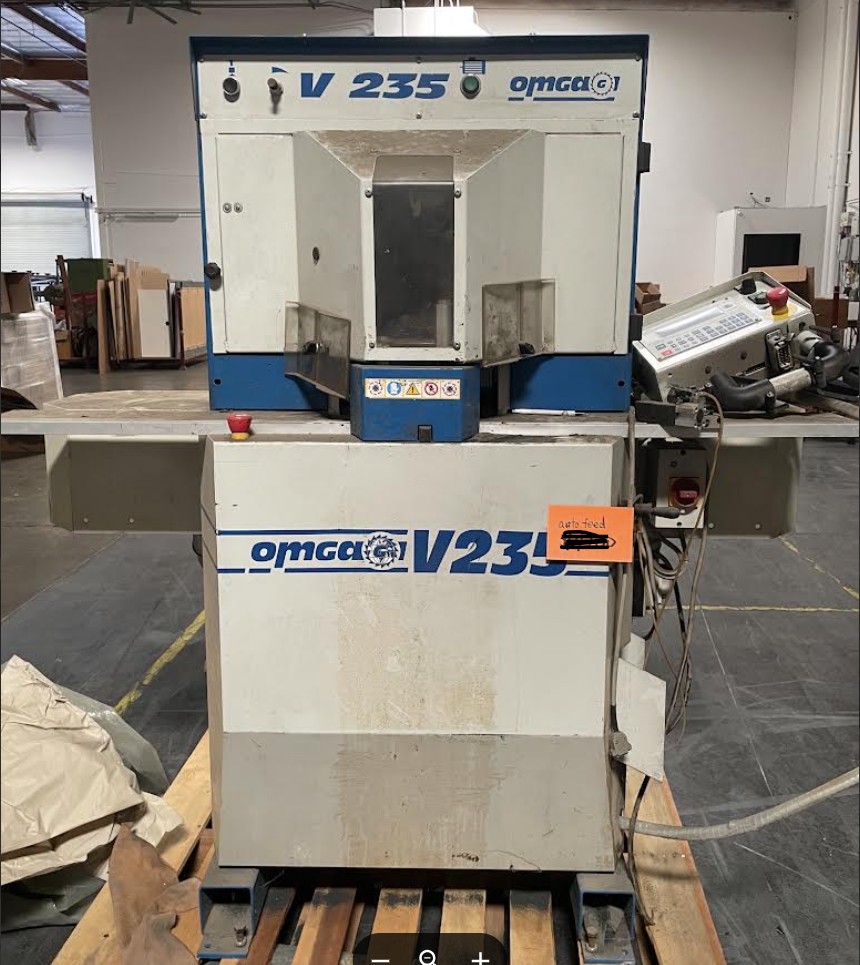 Omga V235 Double Miter Saw w/ Programmable Measuring Stop System (Used) Item # UE-081226E