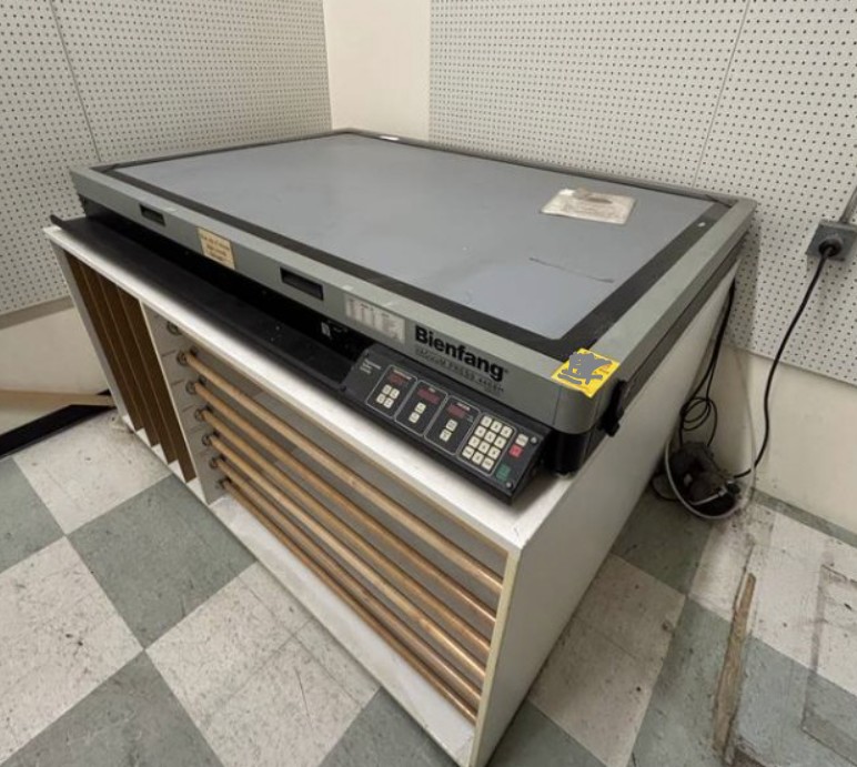 Bienfang 4468H Vacuum Heat Press (VacuSeal / D&K Expression) (Used) Item # UE-082426B