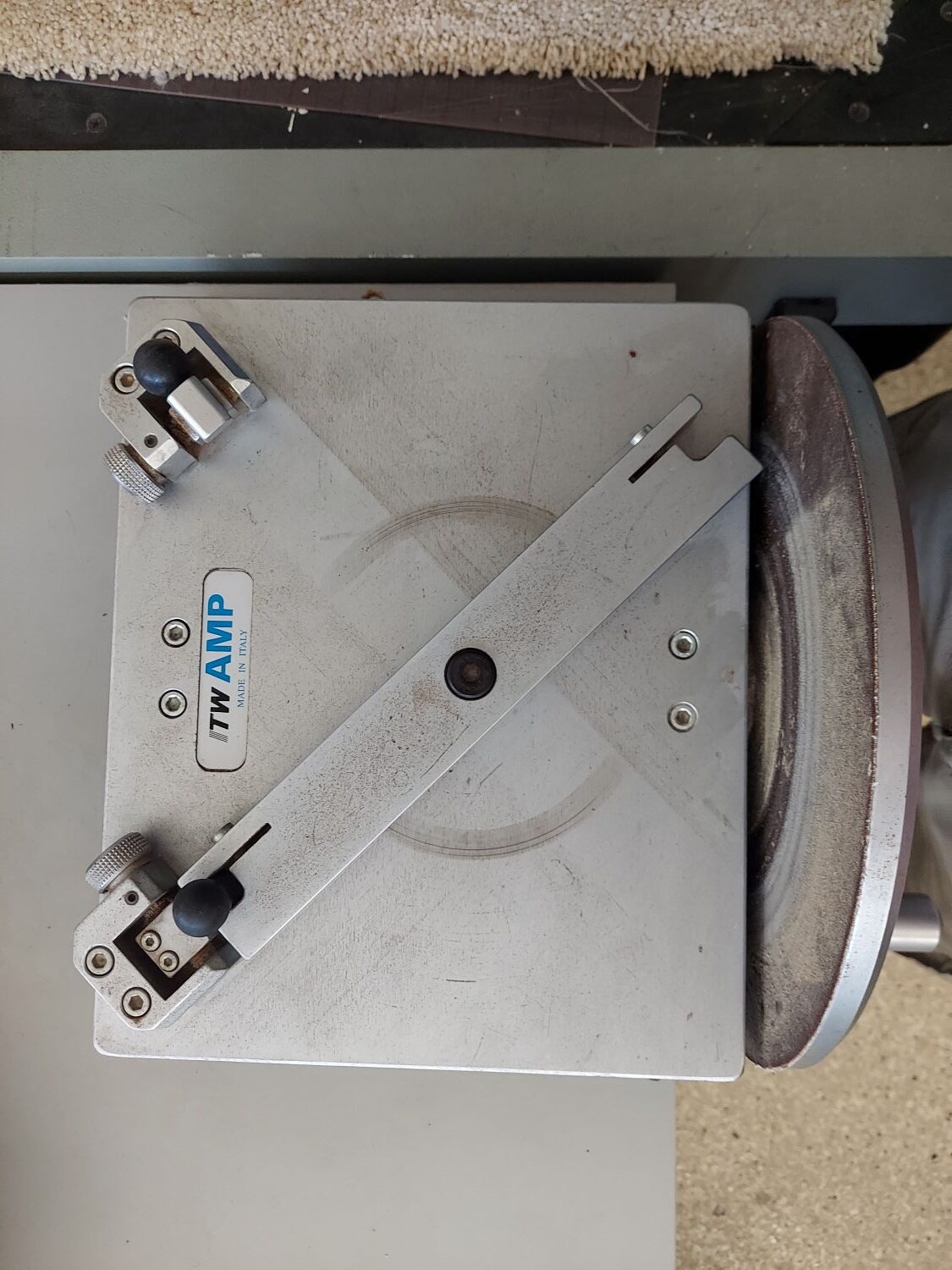 ITW Amp Mitre Disc Sander (Used) Item # UE-082426H