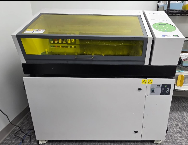Roland VersaUV LEF-20 flatbed UV printer (Used) Item # UE-083026A