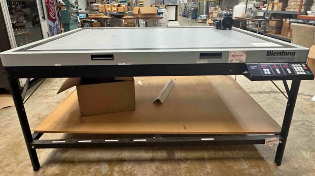 Bienfang 4468H Vacuum Heat Press (VacuSeal / D&K Expression) w/ Stand (Used) Item # UE-090226B