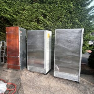 Sub-Zero Freezer / Refrigeration Lot. Models 700TC-2, 501F, 501R 3 Units (Used) Item # UE-090926D