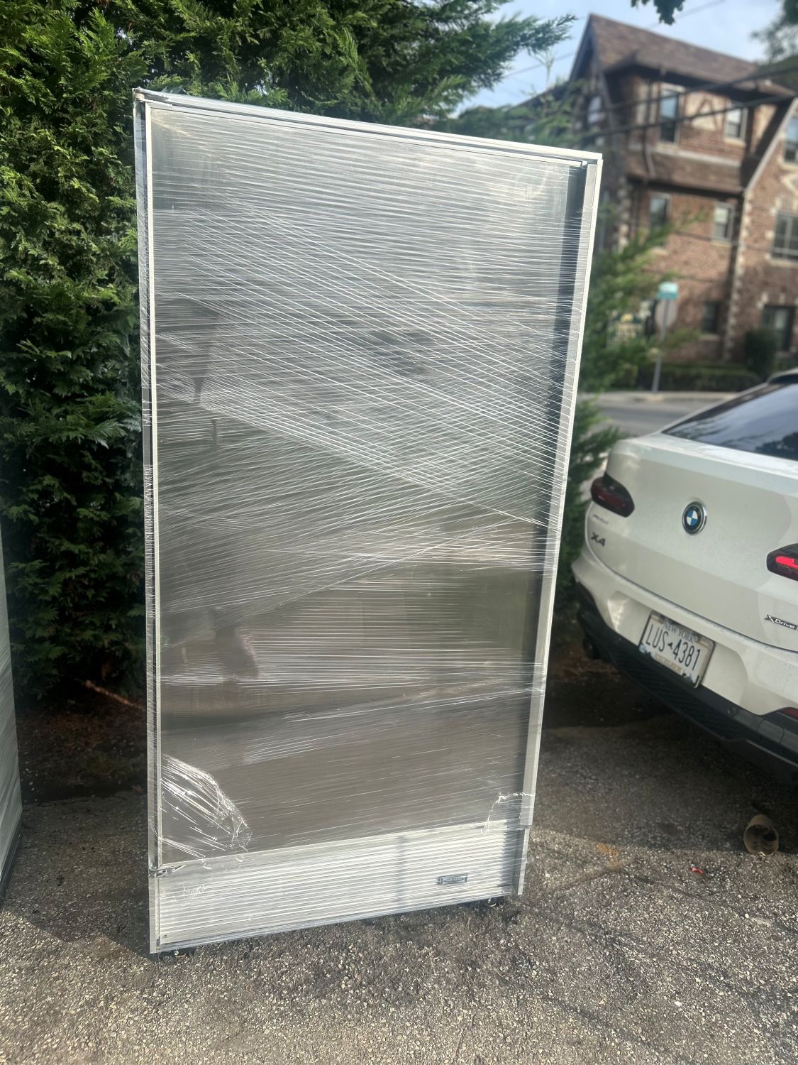 Sub-Zero Freezer / Refrigeration Lot. Models 700TC-2, 501F, 501R 3 Units (Used) Item # UE-090926D