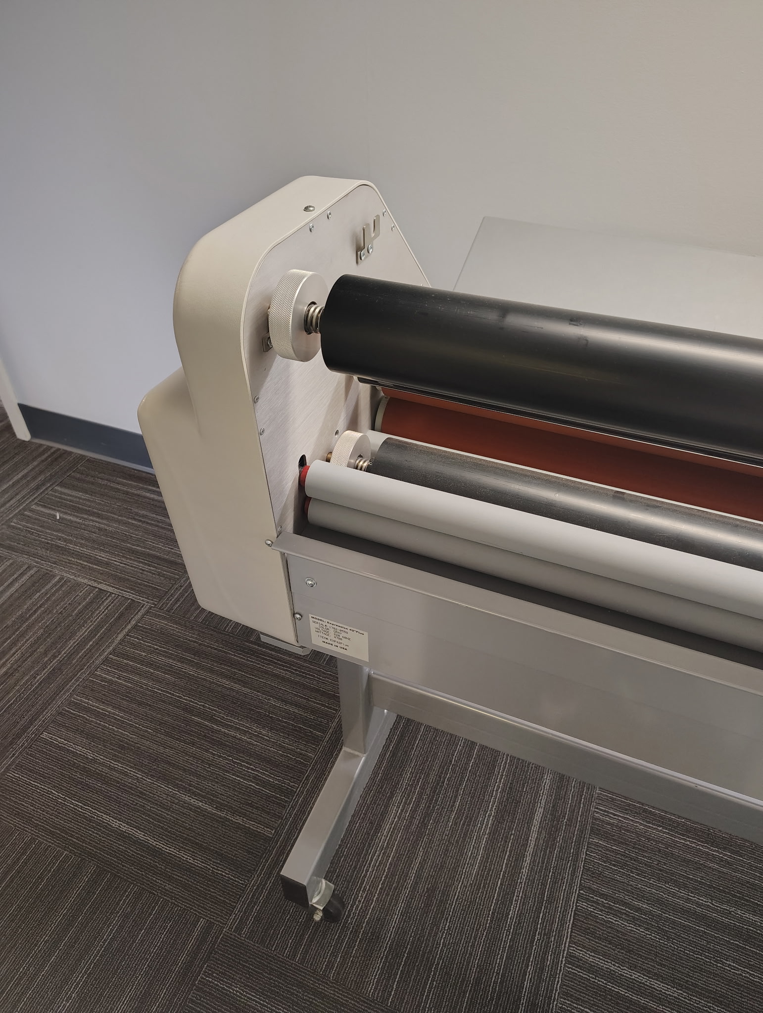 D&K Expression 42+ Wide Format Laminator (Used) Item # UE-092426B