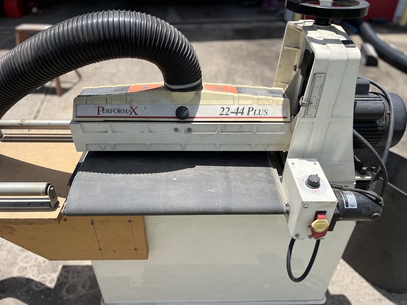 Delta Performa X 22-44 Plus Sander (Used) Item # UE-092526E