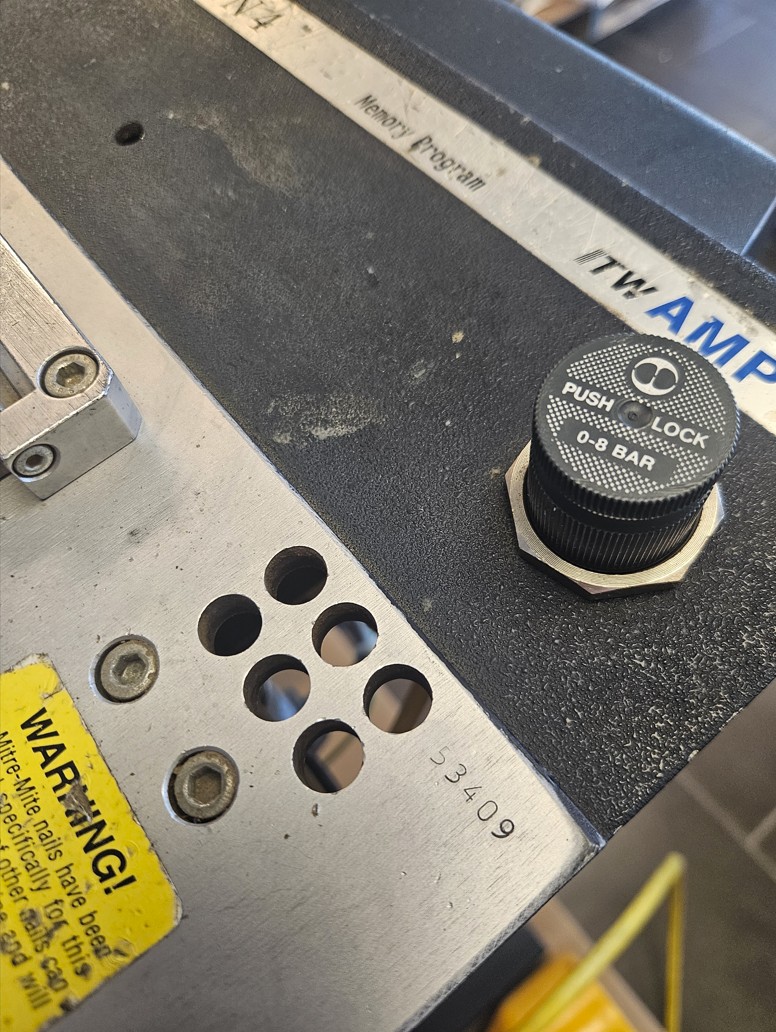 ITW AMP VN4MC Multi-Channel Programmable Joiner (Fletcher AMP U600) (Used) Item # UE-102126C