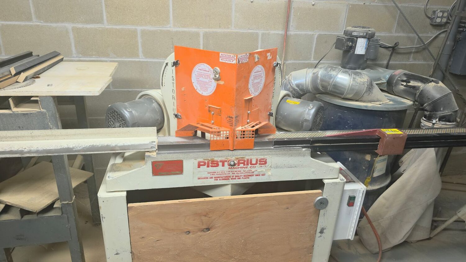 Pistorius MN200 / MN-200 Double Miter Saw (Used) Item # UE-102826D